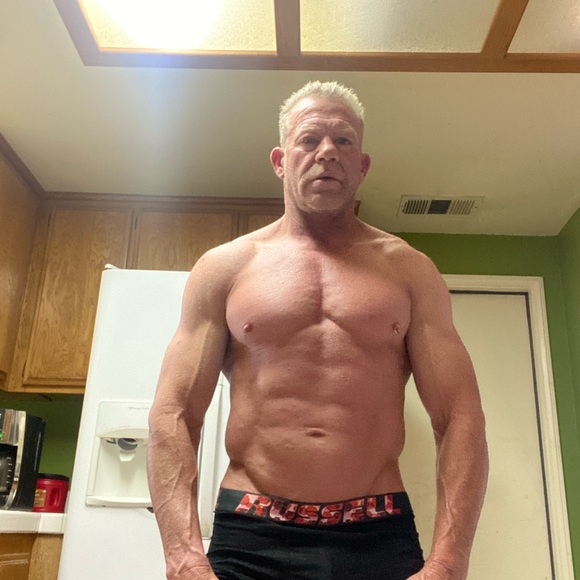 Meet your Posher, Mike - Picture 5 of 6